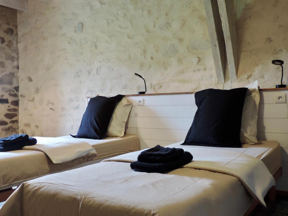 Les 5 Petits Lapins Bed and Breakfast Bar Buitenkant foto