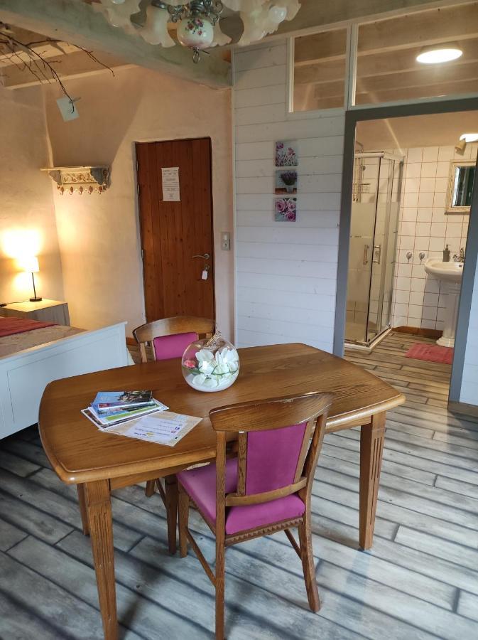 Les 5 Petits Lapins Bed and Breakfast Bar Buitenkant foto