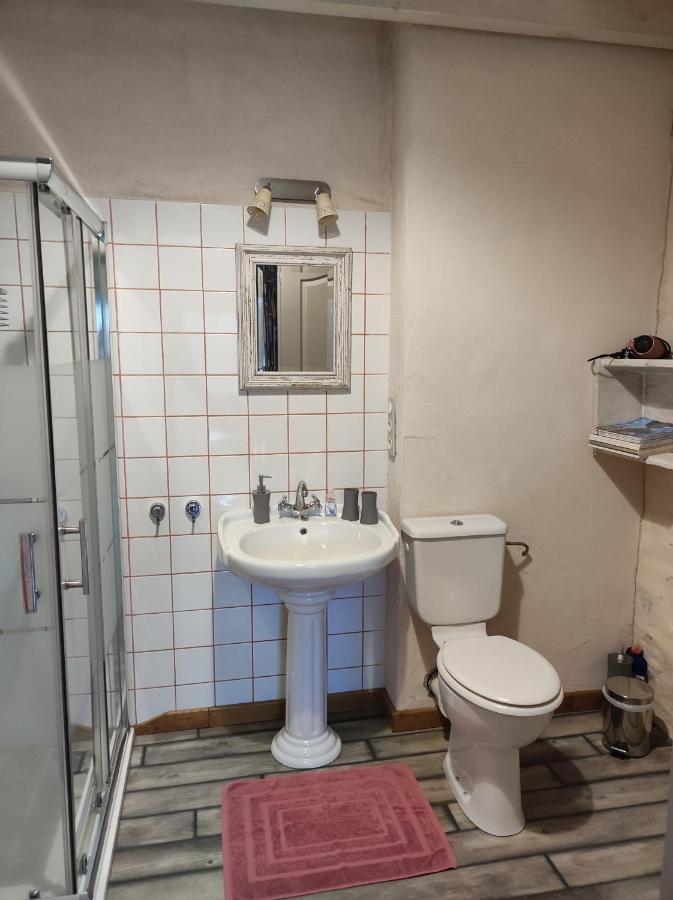 Les 5 Petits Lapins Bed and Breakfast Bar Buitenkant foto